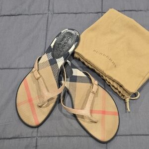 Burberry Sandlals